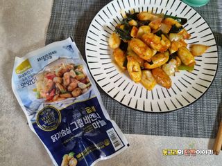 굽네몰 [굽네] 닭가슴살 비엔나 2종 8팩 — 5점을 준 리뷰어가 2021년 9월 올린 사용 사진