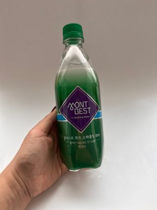 몽베스트 Montbest with Sparkling water Plain 20병 — 5점을 준 리뷰어가 2022년 12월 올린 사용 사진
