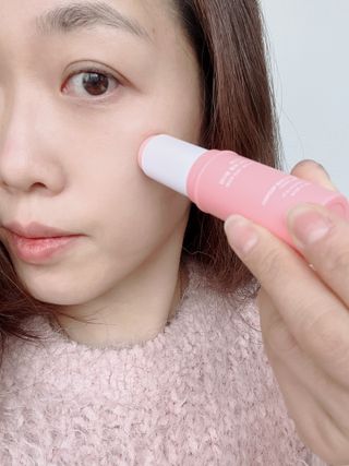 스킨큐어 산다화 카멜리아 안티 링클 멀티밤 — 5점을 준 리뷰어가 2022년 1월 올린 사용 사진