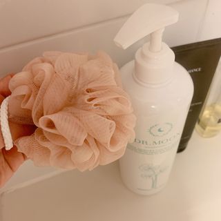 [닥터문] 센텔라 시카케어 화이트머스크 바디워시 1000ml — 5점을 준 리뷰어가 2023년 6월 올린 사용 사진