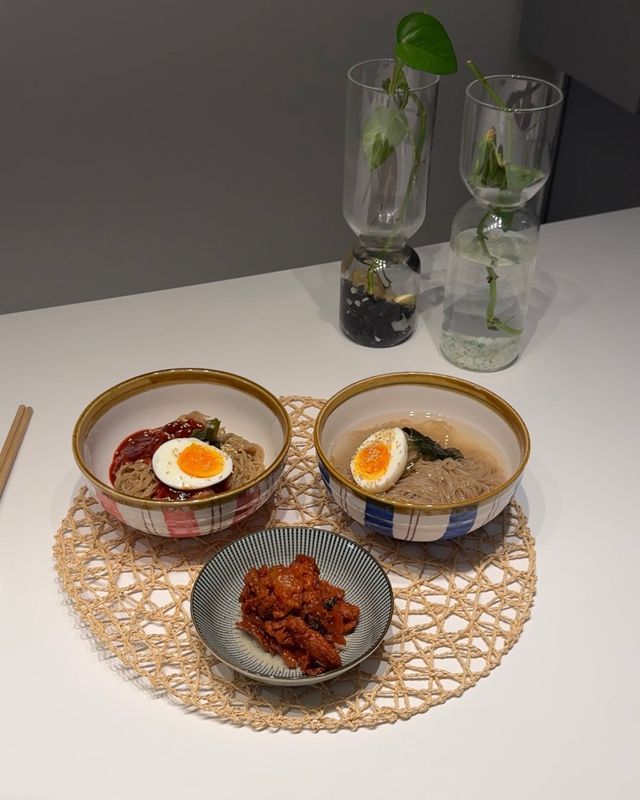 릴스  [반식엔] 구수한 메밀 물냉면 비빔냉면 5인분(면5+육수3+양념장3) 리뷰 사진
