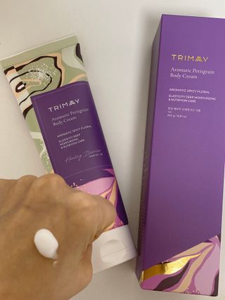 트리마이 주름개선 기능성의 퍼퓸 바디케어, 힐링 베리어 바디크림 3종 택1 — 5점을 준 리뷰어가 2022년 10월 올린 사용 사진