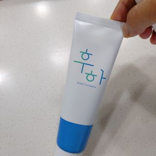 [심폐소생소] 무불소 임산부 천연 치약 — 4점을 준 리뷰어가 2021년 8월 올린 사용 사진