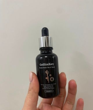 코매료 셀인키 리바이탈 퍼펙트 세럼 2종(천연오일100프로+순수비타민c150,000ppm) — 5점을 준 리뷰어가 2024년 2월 올린 사용 사진