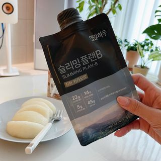 일일하우 슬리밍 플랜B 고소한 귀리맛, 진한 카카오맛 (체중조절식) — 5점을 준 리뷰어가 2023년 5월 올린 사용 사진