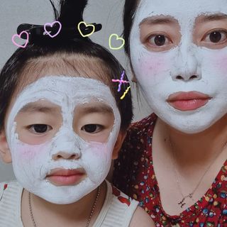 리더스코스메틱 리더스 밀크 스폰지 마스크 — 5점을 준 리뷰어가 2021년 8월 올린 사용 사진