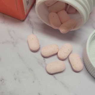 [닥터루템] 액티브 메틸 폴릭 800 4세대 활성형 엽산 1box (1개월분) — 5점을 준 리뷰어가 2023년 1월 올린 사용 사진