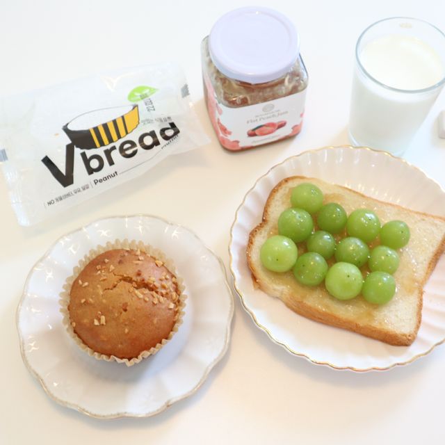 Vbread 포카치아식빵1개 + 미니식빵 1개 + 머핀 2개 세트 리뷰 사진