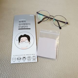 위케어 김서림방지 안경닦이 안티포그 극세사클리너 — 5점을 준 리뷰어가 2021년 2월 올린 사용 사진