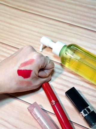 스킨큐어 산다화 순한 클렌징 동백 오일 200ml — 5점을 준 리뷰어가 2023년 3월 올린 사용 사진