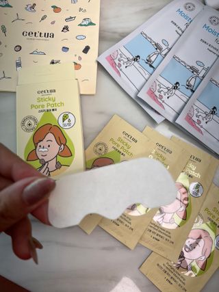 세뚜아(Cettua) 세뚜아 스티키 포어 패치 Cettua Sticky Pore Patch — 5점을 준 리뷰어가 2023년 8월 올린 사용 사진