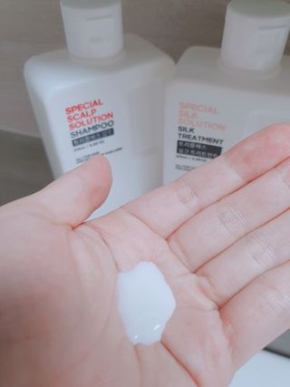 트리플에스 탈모 샴푸 275ml + 실크 트리트먼트 275ml — 4.5점을 준 리뷰어가 2021년 2월 올린 사용 사진