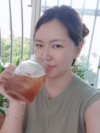 리넥무역 에스나인 콤부차 건강발효 콤부함량59 자몽 5gx10포 — 5점을 준 리뷰어가 2021년 8월 올린 사용 사진
