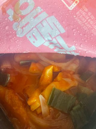 한성기업 무볼레 닭떡볶이+해물떡볶이 2종 세트 — 5점을 준 리뷰어가 2021년 9월 올린 사용 사진