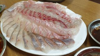 H365 [Kaskein Luomutyrniglögi] 핀란드 전통 무알콜 멀드와인 시벅톤 글로기 — 5점을 준 리뷰어가 2021년 4월 올린 사용 사진
