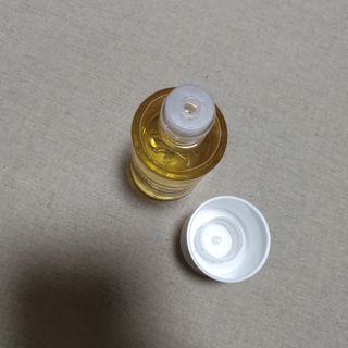 바이오오일 [바이오-오일] 스킨케어 오일 내추럴 60ml — 5점을 준 리뷰어가 2021년 5월 올린 사용 사진