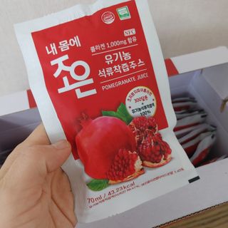 농업회사법인조은 유기농 석류 NFC 착즙주스 70ml 30포 — 4.5점을 준 리뷰어가 2021년 10월 올린 사용 사진