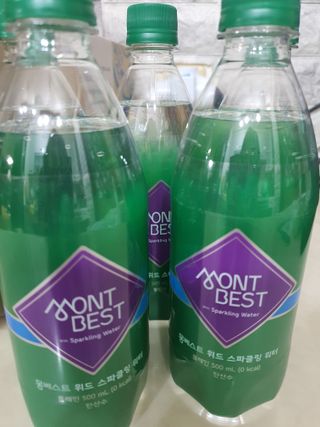 몽베스트 Montbest with Sparkling water Plain 20병 — 5점을 준 리뷰어가 2021년 10월 올린 사용 사진