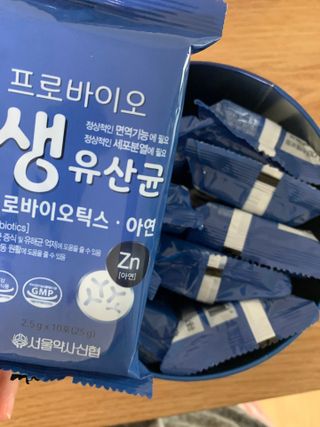 서울약사신협_프로바이오생유산균_2.5G x 100포 — 5점을 준 리뷰어가 2021년 4월 올린 사용 사진