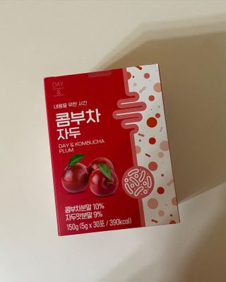 참앤들황토농원 7가지 맛! 탄산 톡톡! 스파클링! 데이앤 콤부차 7종 10포 1박스씩 ★총 7박스★ — 5점을 준 리뷰어가 2023년 2월 올린 사용 사진
