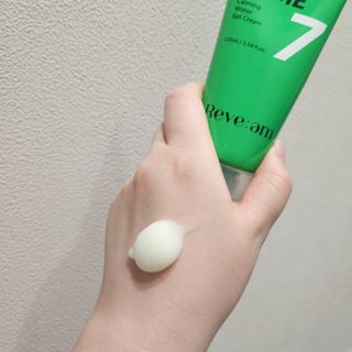 나우_ [리브엠] 화해 Best pick! 진정천재! 시카좀 카밍 워터 젤 크림 — 5점을 준 리뷰어가 2025년 2월 올린 사용 사진