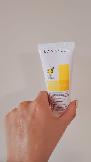 랑벨 비타 에너지 잡티 크림 75ml (피부 속 기미완화크림) — 5점을 준 리뷰어가 2022년 4월 올린 사용 사진
