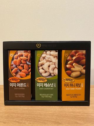 짜먹는 이지견과 짜먹는 이지아몬드, 짜먹는 이지허니피넛, 짜먹는 이지캐슈넛 각 10g X  10포 — 5점을 준 리뷰어가 2021년 3월 올린 사용 사진