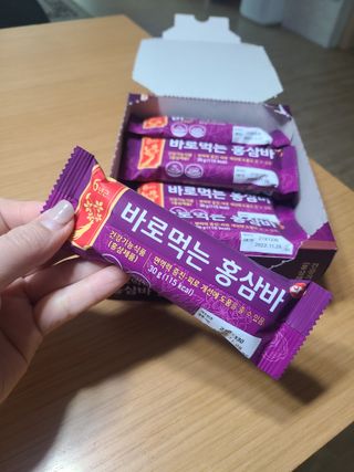 씨알푸드 건강기능식품 6년근 홍삼 함유, 바로먹는 홍삼바 30g 12개입 — 5점을 준 리뷰어가 2022년 3월 올린 사용 사진