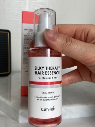 썸헤어 / SUMHAIR 썸헤어 실키 테라피 헤어 에센스 — 5점을 준 리뷰어가 2021년 6월 올린 사용 사진