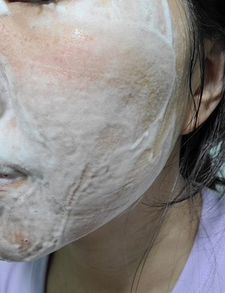 헤어플러스 콴디 플러피 클라우드 버블 팩 클렌저 — 4점을 준 리뷰어가 2021년 3월 올린 사용 사진