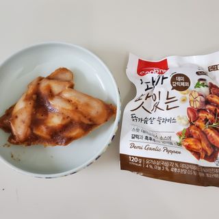 굽네몰 [굽네] 소스가 맛있는 닭가슴살 슬라이스 4종 — 5점을 준 리뷰어가 2021년 4월 올린 사용 사진