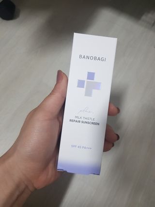 바노바기 코스메틱 바노바기 밀크씨슬 리페어 시카 선스크린 플러스 50ml — 4점을 준 리뷰어가 2023년 2월 올린 사용 사진