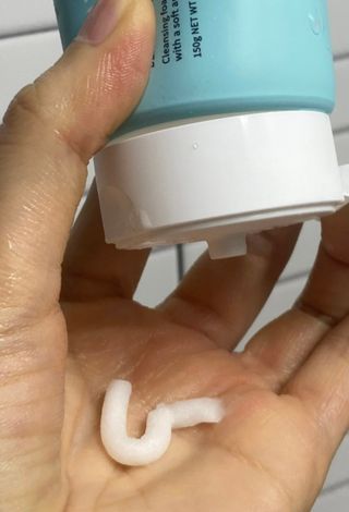 오투에니원 화이트 스완 퍼펙트 폼 클렌징 150g 퍼프증정 — 4.5점을 준 리뷰어가 2023년 1월 올린 사용 사진