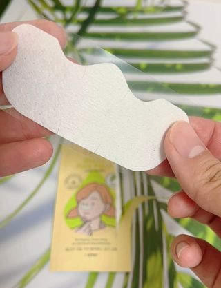 세뚜아(Cettua) 세뚜아 스티키 포어 패치 Cettua Sticky Pore Patch — 3.5점을 준 리뷰어가 2023년 7월 올린 사용 사진
