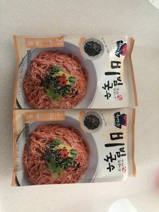 [한면원] 비빔국수 2인분 — 5점을 준 리뷰어가 2022년 8월 올린 사용 사진