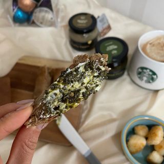 복음자리 브런치 테이블 소스 3종 - 할라피뇨앤피클 소스, 바질페스토, 트러플페스토 — 5점을 준 리뷰어가 2022년 6월 올린 사용 사진