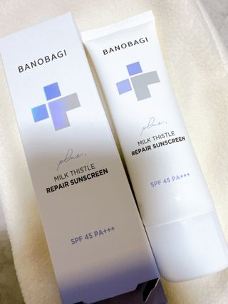바노바기 코스메틱 바노바기 밀크씨슬 리페어 시카 선스크린 플러스 50ml — 5점을 준 리뷰어가 2023년 3월 올린 사용 사진