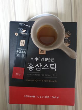 [푸름웰니스] 프리미엄 6년근 홍삼스틱 3mg x 100포 — 5점을 준 리뷰어가 2022년 3월 올린 사용 사진