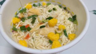 NISSIN 닛신 컵누들  4종 - 씨푸드오리지날, 씨푸드 스파이시, 씨푸드 커리, 씨푸드 XO소스 — 5점을 준 리뷰어가 2022년 12월 올린 사용 사진
