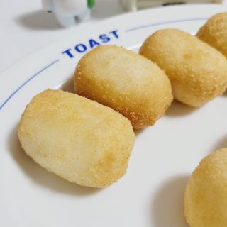 Dog&Ball 독앤볼 [Dog&Ball] 미니찹쌀볼도그 찹쌀치즈볼 — 5점을 준 리뷰어가 2021년 12월 올린 사용 사진