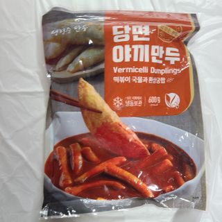 (주)성경순만두 곤약만두.콘치즈만두,삼각당면만두,당면 야끼만두,대구전통 납작만두,떡뽁이 매콤소스,달콤소스 — 5점을 준 리뷰어가 2023년 4월 올린 사용 사진