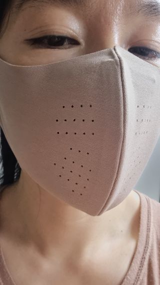 [AVAVE] 어베이브 페이스히트 스포츠 골프 방한 페이스 마스크 — 5점을 준 리뷰어가 2024년 1월 올린 사용 사진
