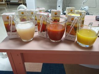 도이캄 착즙 완숙 토마토 200ml 12팩 무설탕 태국왕실 기내식주스 — 3점을 준 리뷰어가 2021년 2월 올린 사용 사진