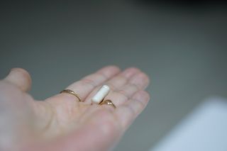 [지셀라] 프로바이오틱스 100억 유산균 보장 (1개월분 / 350mg X 30캡슐) — 4.5점을 준 리뷰어가 2023년 6월 올린 사용 사진