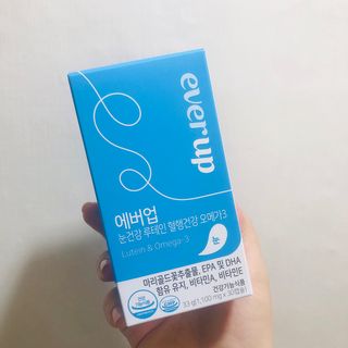 [몸엔용] 에버업 멀티비타민&미네랄, 눈건강 루테인 혈행건강 오메가3, 면역 프로바이오틱스 3종 택1 — 3.5점을 준 리뷰어가 2022년 4월 올린 사용 사진