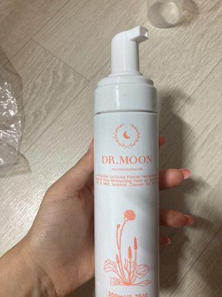 MF프리 [닥터문] 유산균 락토케어 질경초 여성청결제 200ml (폼타입) — 5점을 준 리뷰어가 2022년 5월 올린 사용 사진
