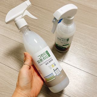 [엠메이데이] 그린티 피톤치드 감쪽같이 500ml + 손소독액 50ml — 4.5점을 준 리뷰어가 2021년 12월 올린 사용 사진