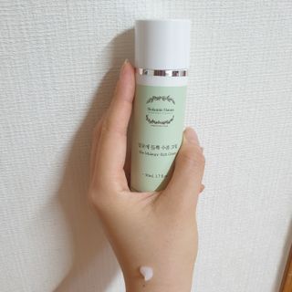 술람미네이처 자연주의 화장품ㅣ속보습 충전 + 민감/트러블 피부 진정 - 알로에 듬뿍 수분 크림 50ml — 5점을 준 리뷰어가 2022년 6월 올린 사용 사진