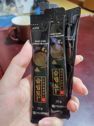 프리마인 자체 기업부설 연구소에서 찾아낸 건강한 수면의 비밀.  슬립토 플러스 30포 — 5점을 준 리뷰어가 2023년 4월 올린 사용 사진