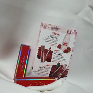 [블랙루즈] 에어 핏 벨벳틴트 시즌1 7종 중 택1+랜덤1 — 5점을 준 리뷰어가 2021년 1월 올린 사용 사진